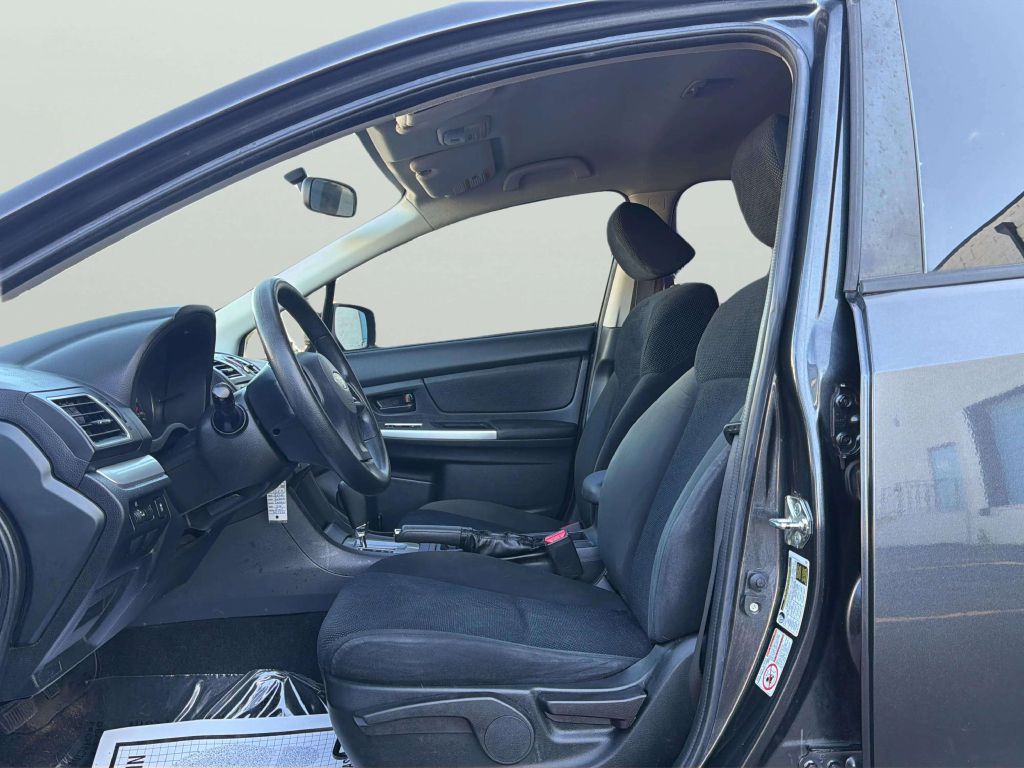 Photo 12 of this SUBARU IMPREZA