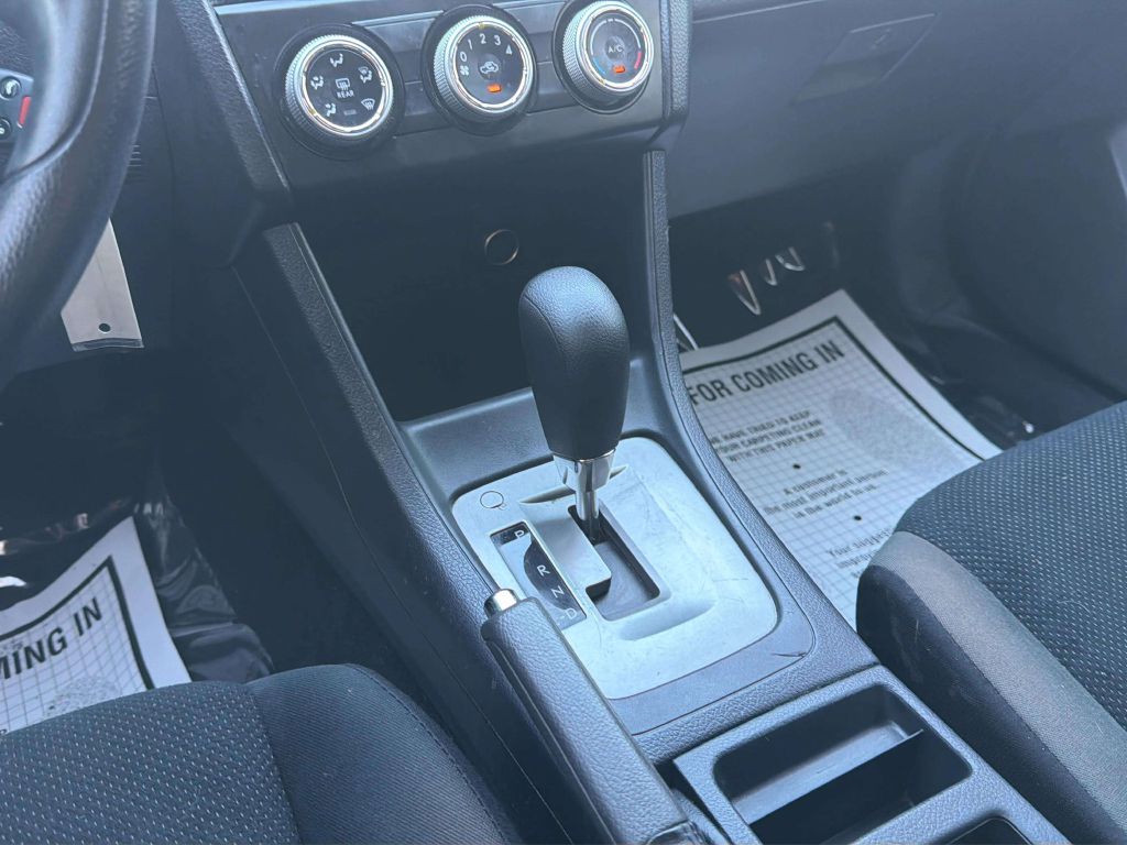 Photo 19 of this SUBARU IMPREZA