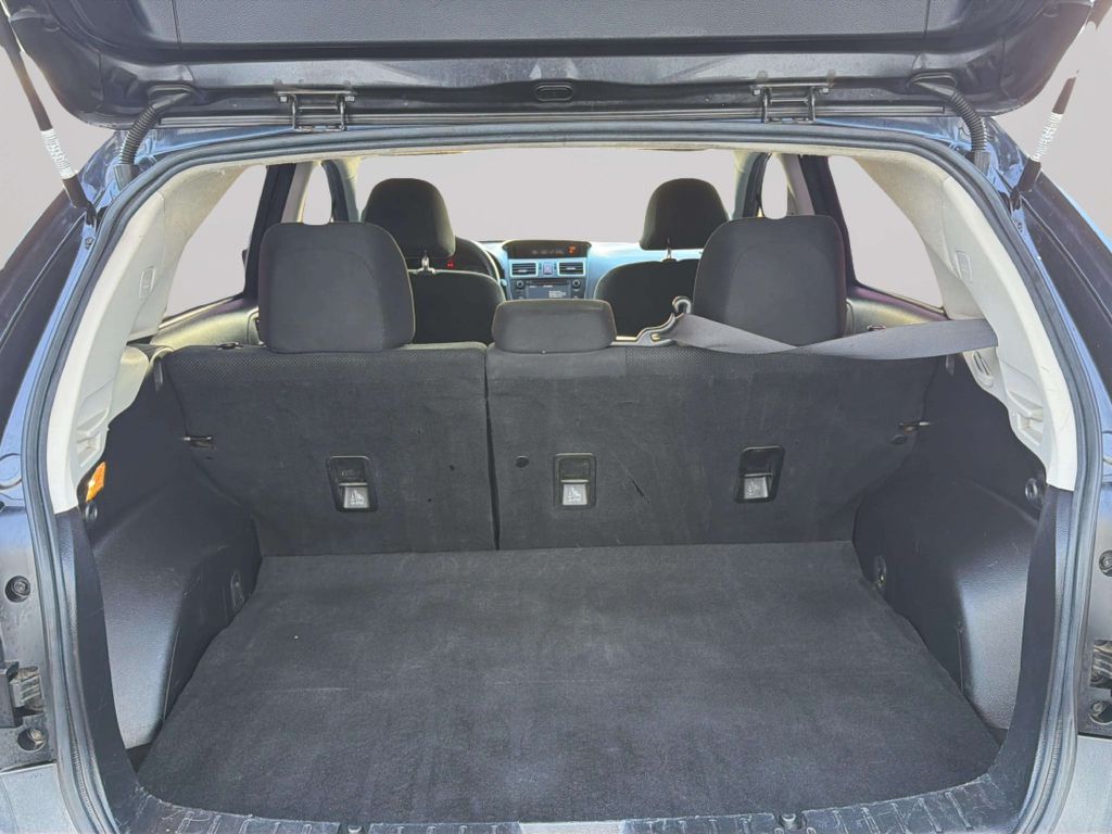 Photo 25 of this SUBARU IMPREZA