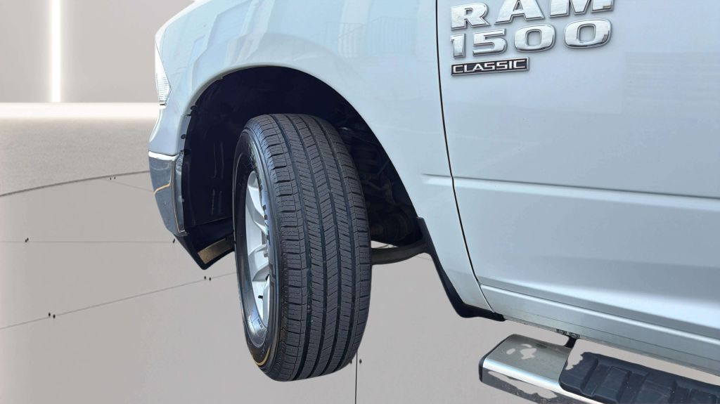 Photo 34 of this RAM 1500 CLASSIC