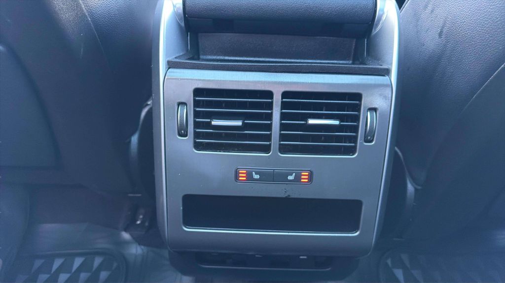 Photo 21 of this LAND ROVER RANGE ROVER SPO