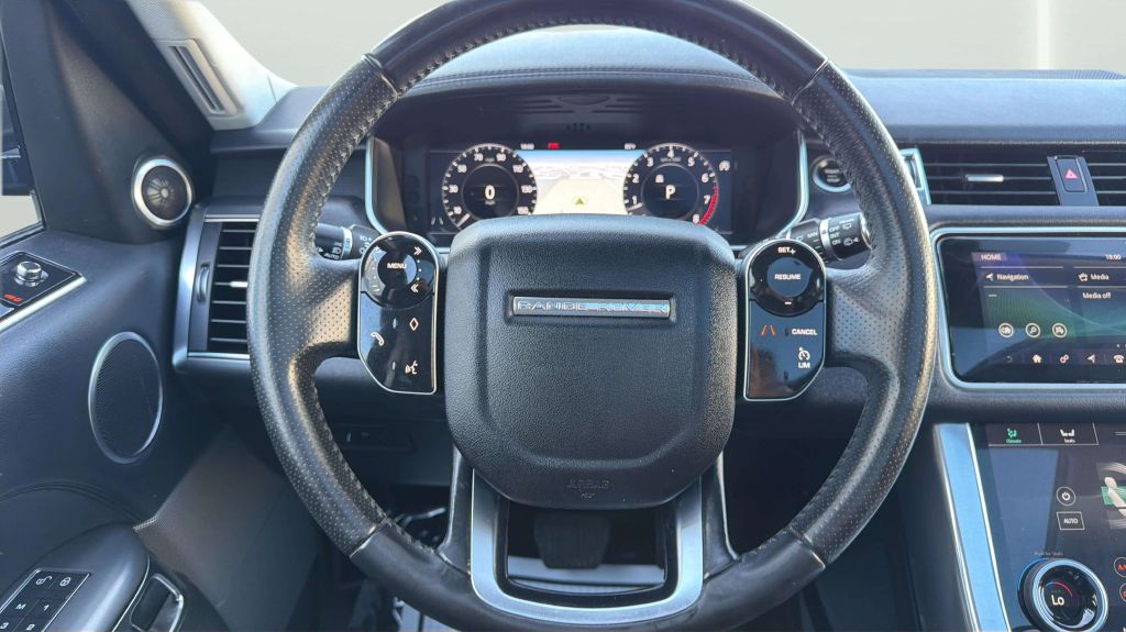Photo 27 of this LAND ROVER RANGE ROVER SPO