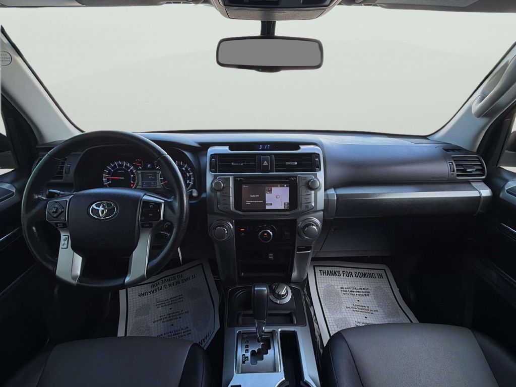 Photo 16 of this TOYOTA 4RUNNER