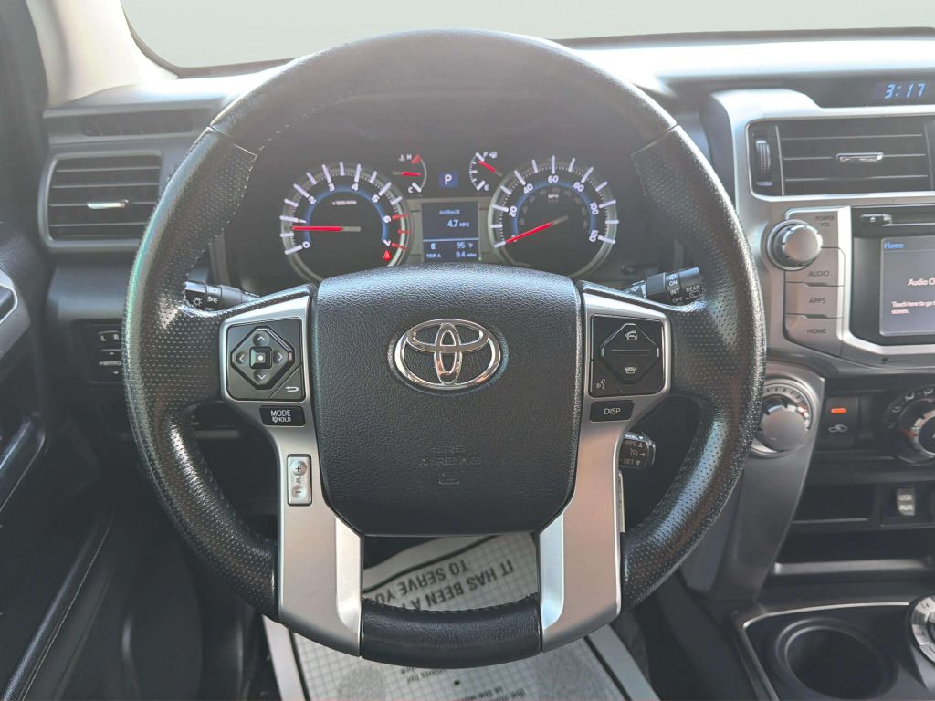 Photo 21 of this TOYOTA 4RUNNER
