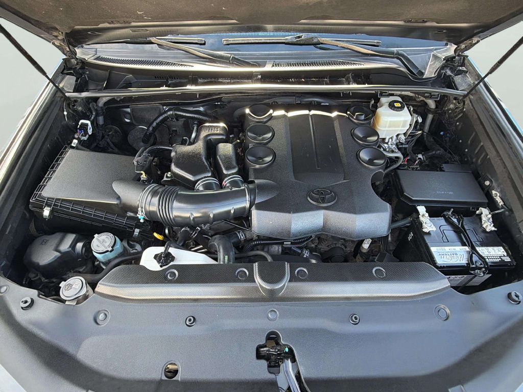 Photo 26 of this TOYOTA 4RUNNER