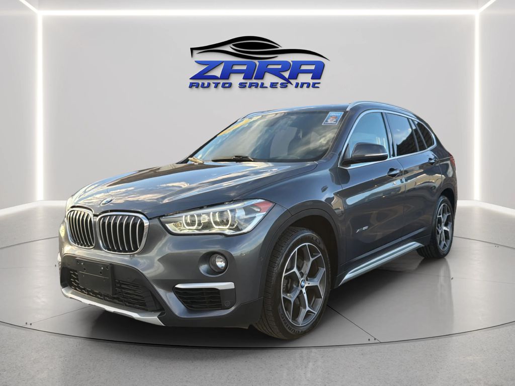 Photo 3 of this BMW X1