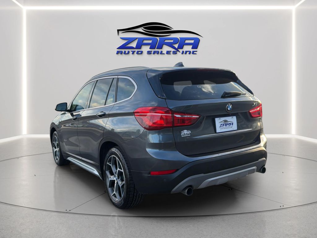 Photo 5 of this BMW X1
