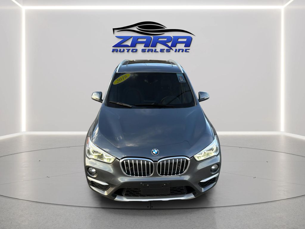 Photo 10 of this BMW X1