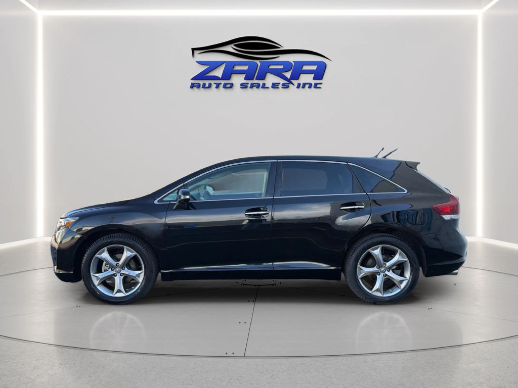 Photo 4 of this TOYOTA VENZA