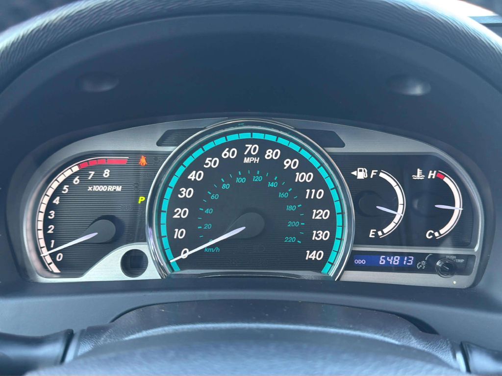 Photo 24 of this TOYOTA VENZA
