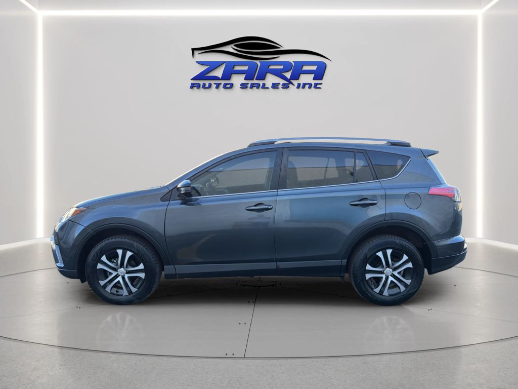 Photo 4 of this TOYOTA RAV4