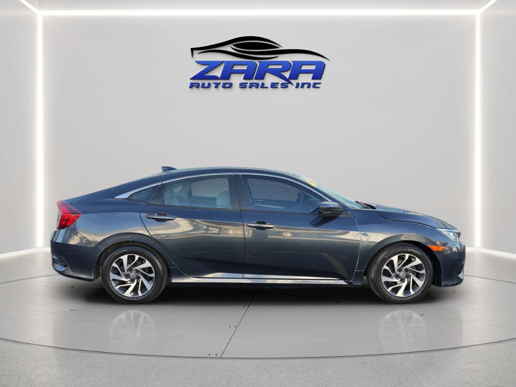Photo 8 of this HONDA CIVIC