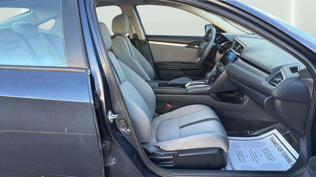 Photo 13 of this HONDA CIVIC