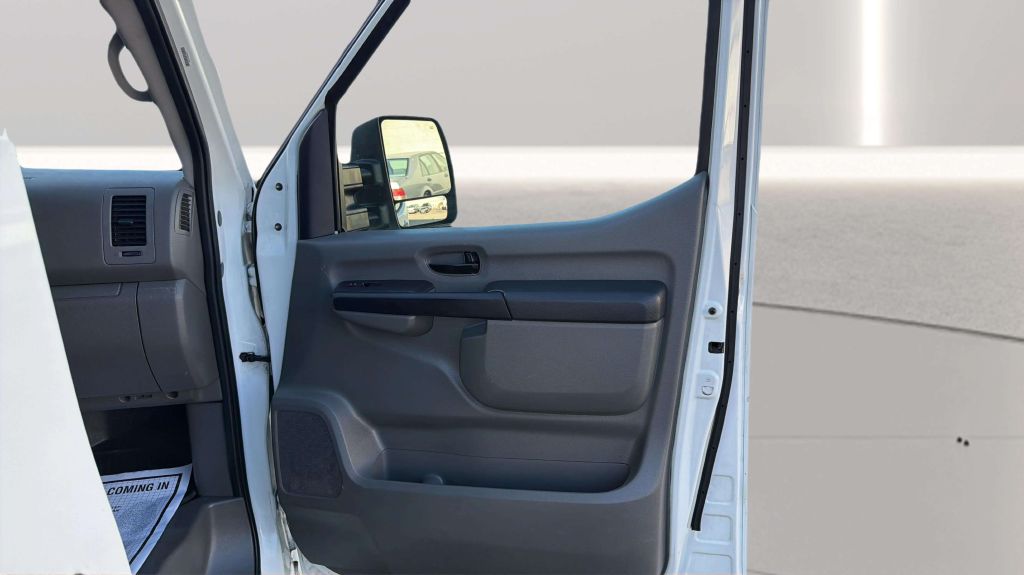 Photo 18 of this NISSAN NV