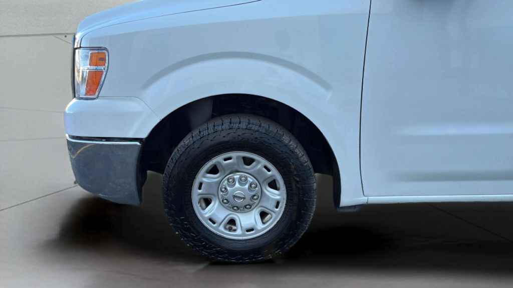 Photo 30 of this NISSAN NV