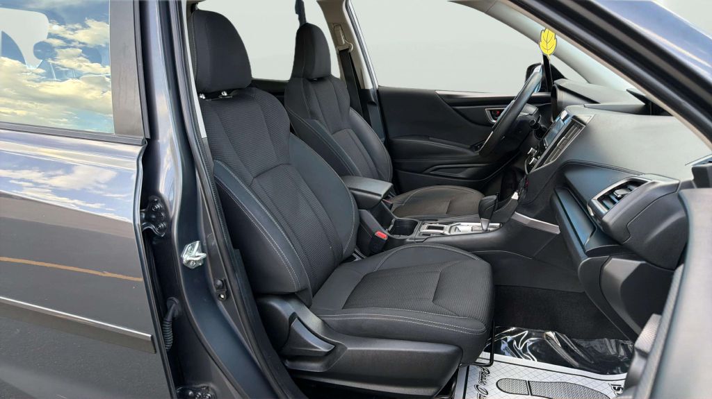 Photo 14 of this SUBARU FORESTER