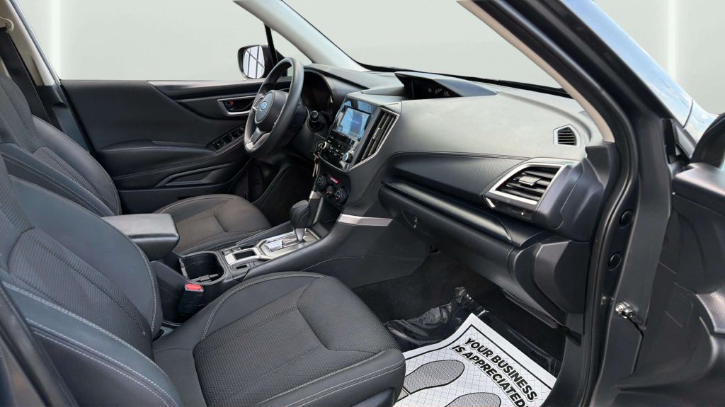 Photo 15 of this SUBARU FORESTER