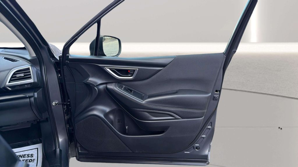 Photo 16 of this SUBARU FORESTER