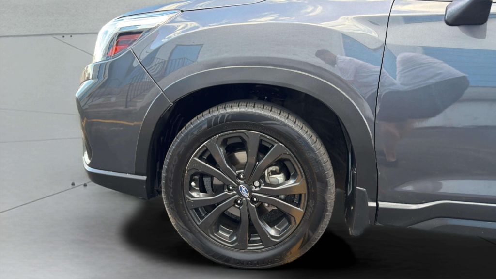 Photo 30 of this SUBARU FORESTER