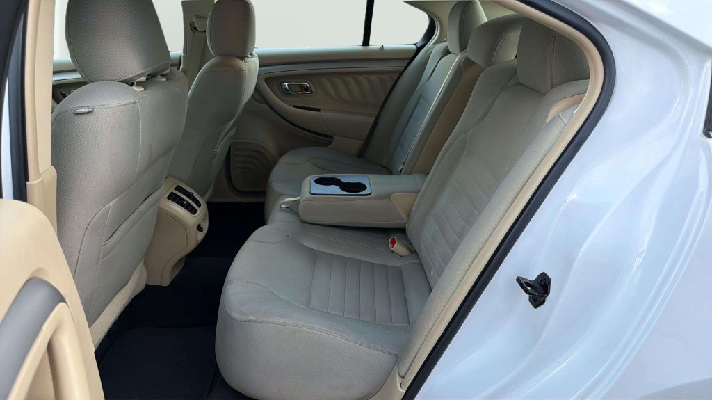 Photo 19 of this FORD TAURUS