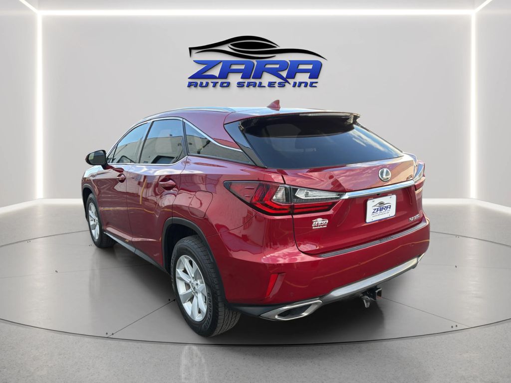 Photo 5 of this LEXUS RX 350
