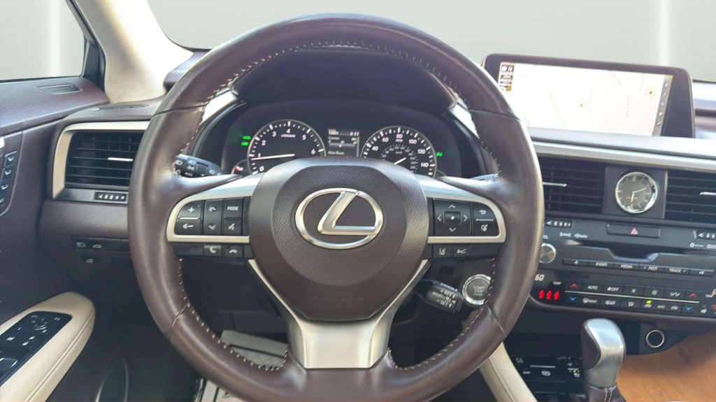 Photo 26 of this LEXUS RX 350