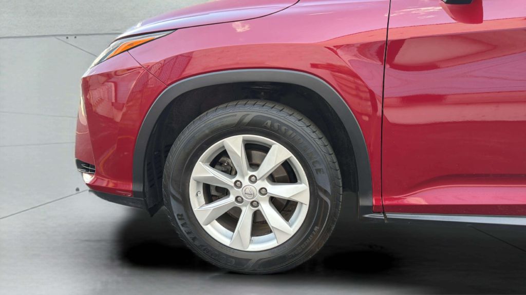 Photo 36 of this LEXUS RX 350
