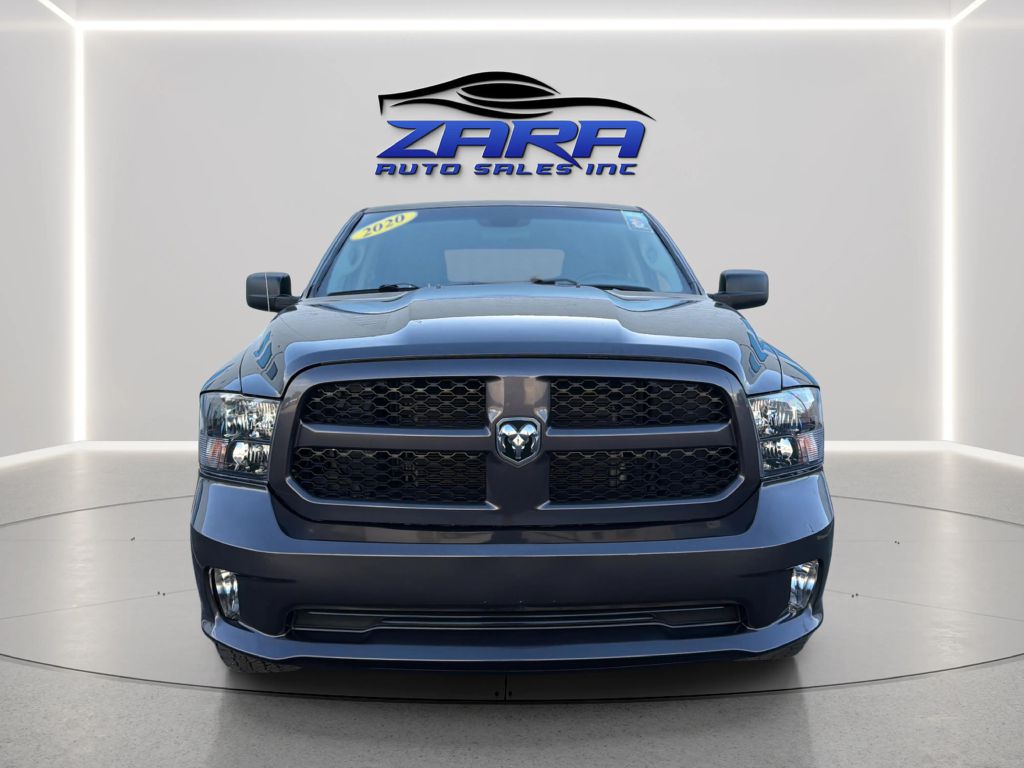 Photo 2 of this RAM 1500 CLASSIC