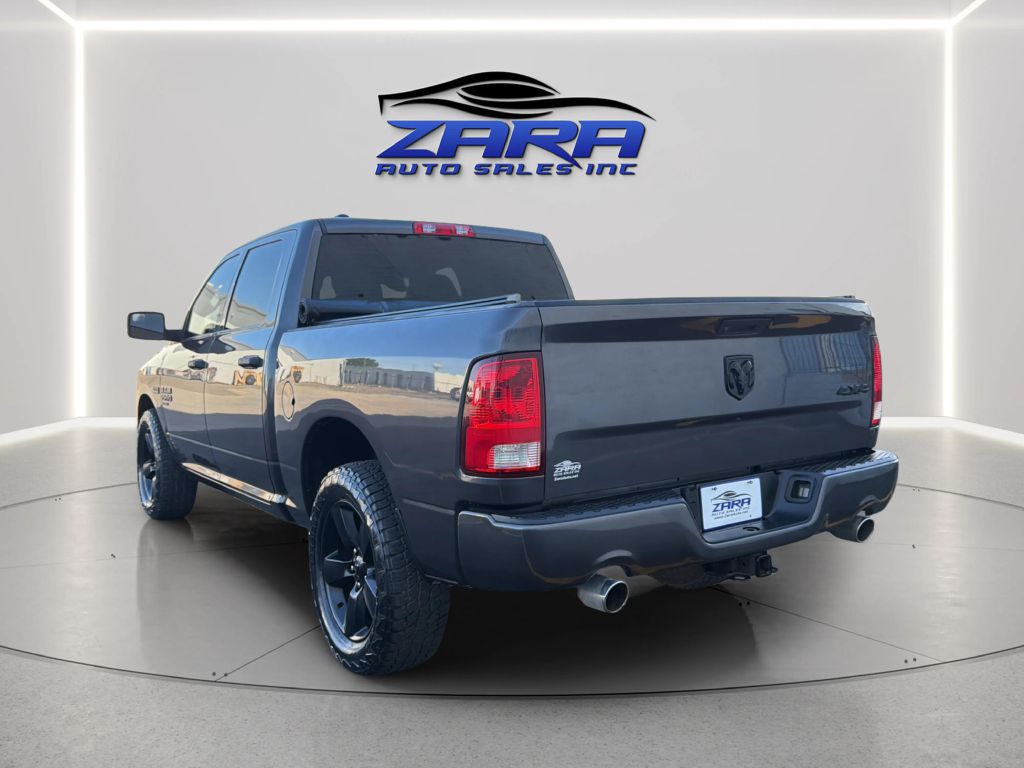 Photo 5 of this RAM 1500 CLASSIC