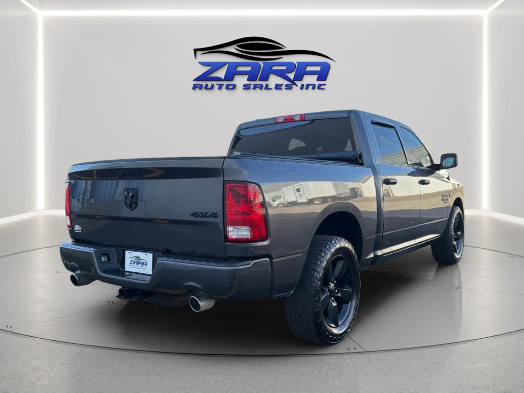 Photo 7 of this RAM 1500 CLASSIC