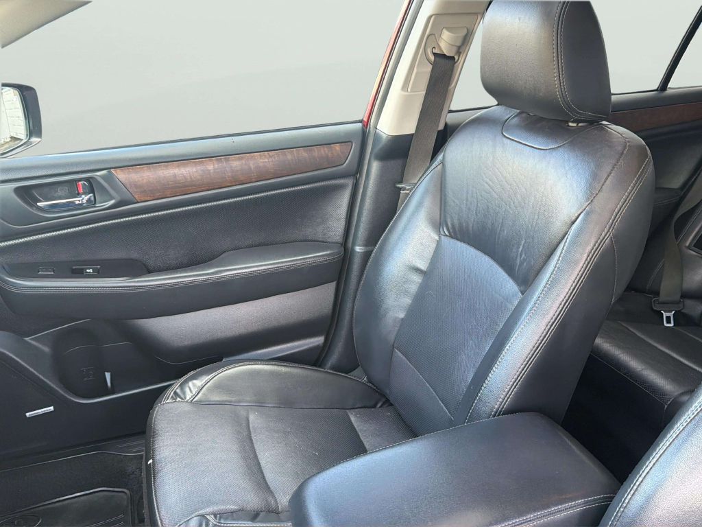 Photo 14 of this SUBARU OUTBACK
