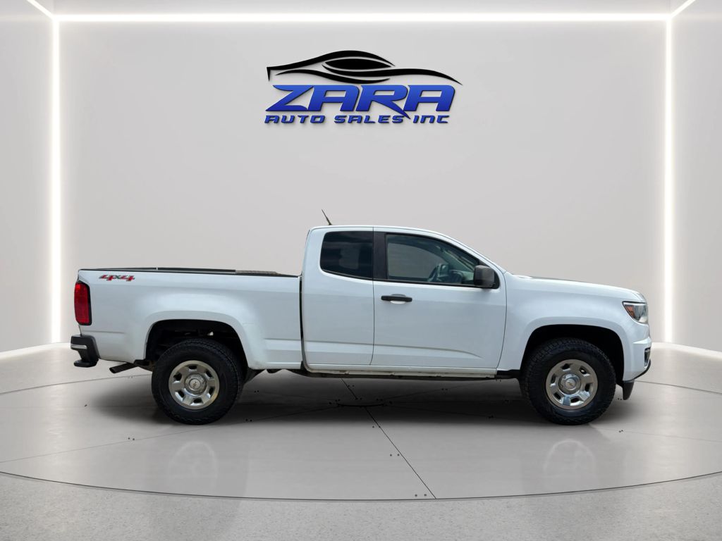 Photo 8 of this CHEVROLET COLORADO