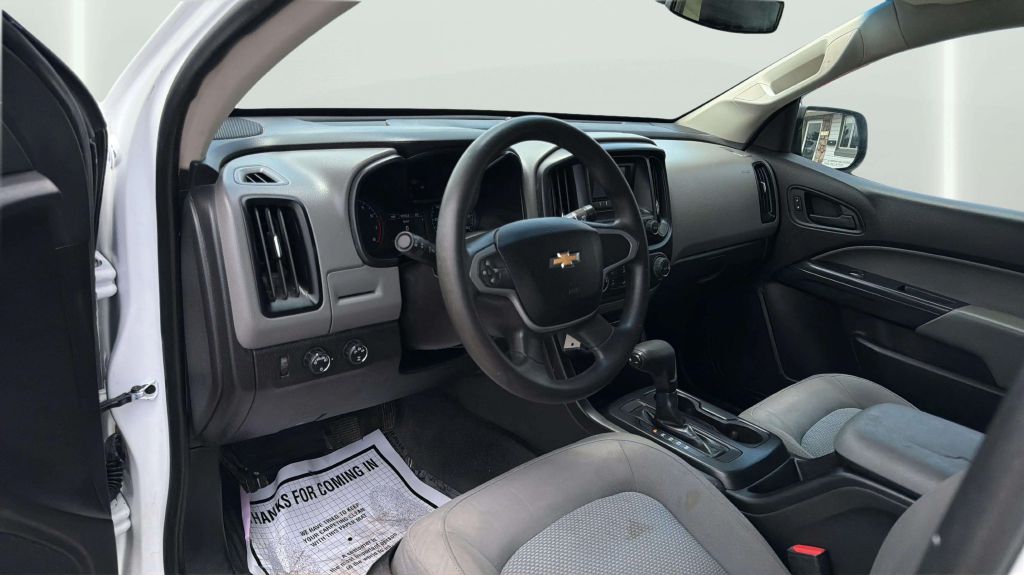 Photo 17 of this CHEVROLET COLORADO
