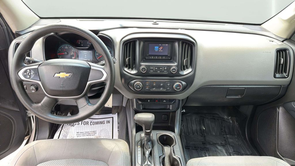 Photo 20 of this CHEVROLET COLORADO