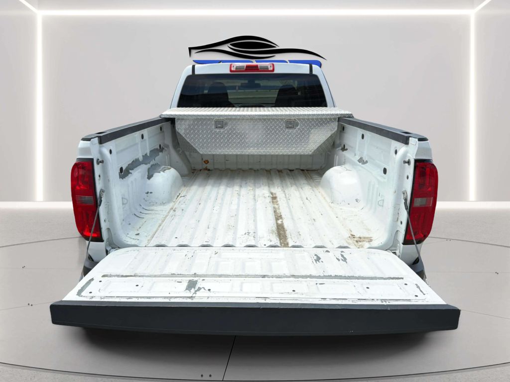 Photo 29 of this CHEVROLET COLORADO