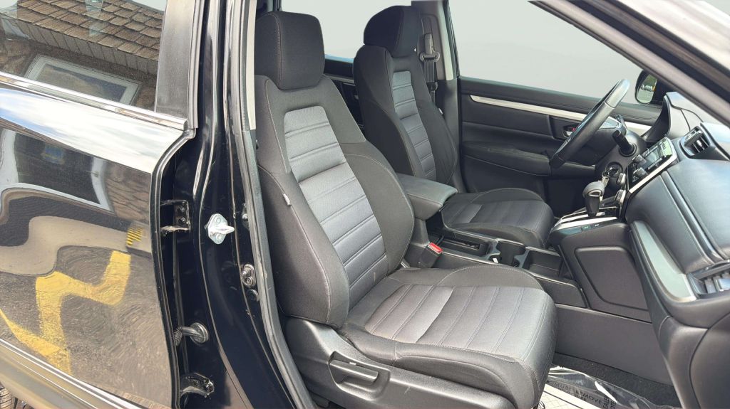 Photo 14 of this HONDA CR-V