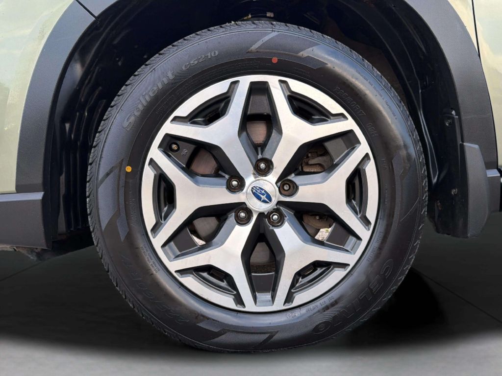 Photo 31 of this SUBARU FORESTER