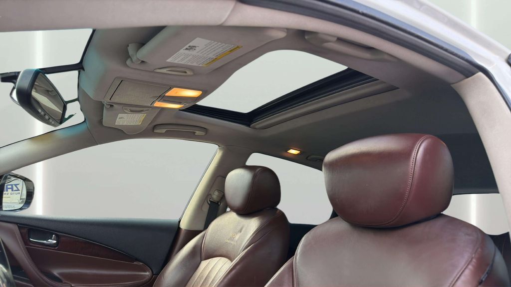 Photo 19 of this INFINITI QX50