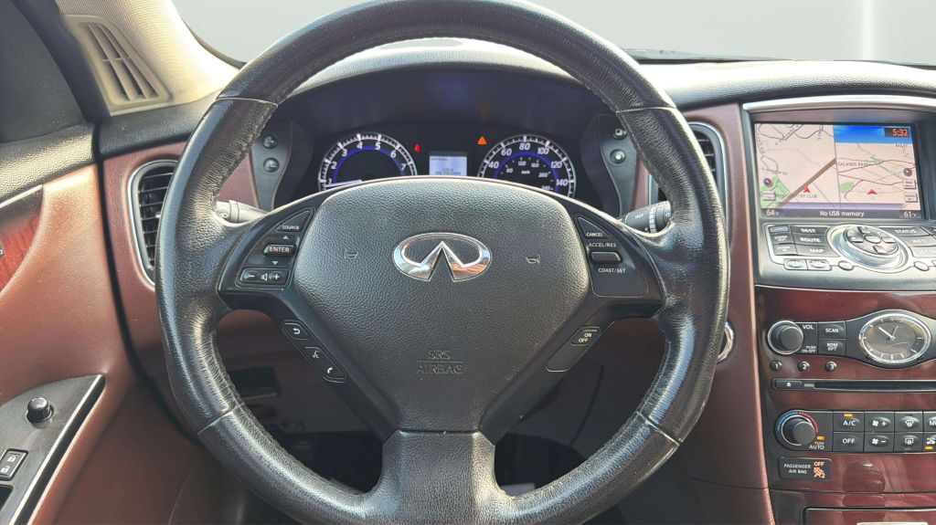 Photo 24 of this INFINITI QX50