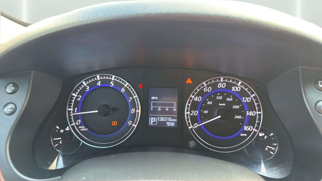 Photo 25 of this INFINITI QX50