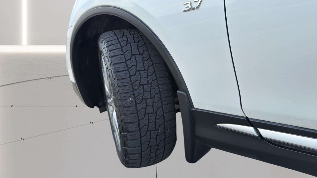Photo 35 of this INFINITI QX50