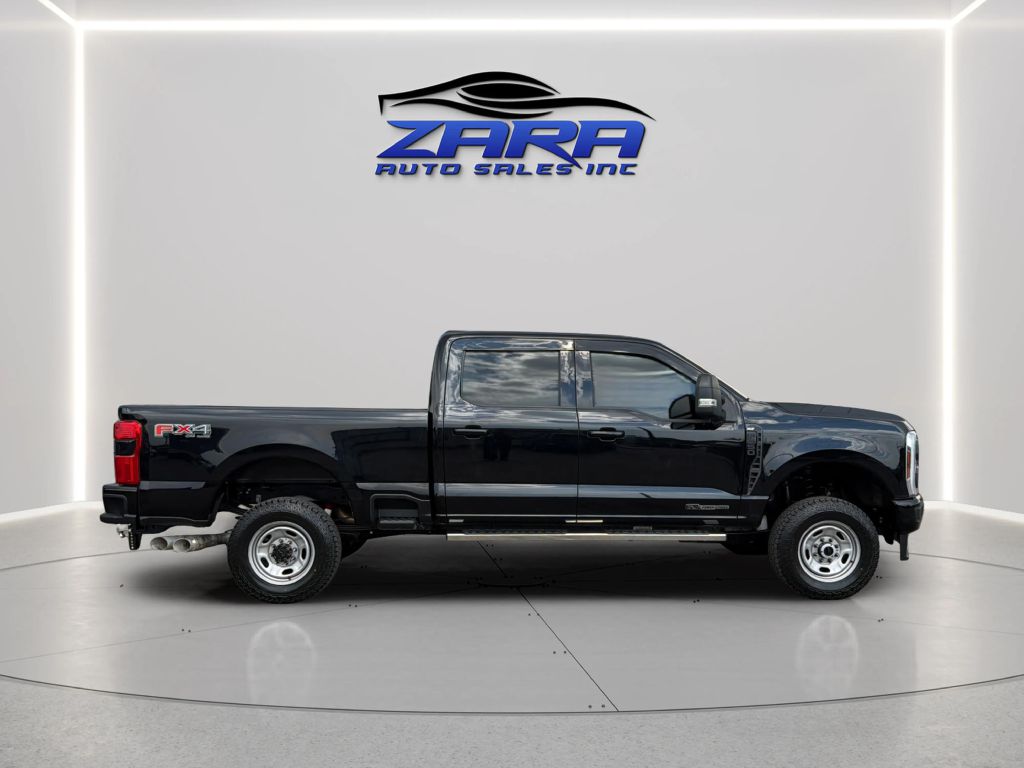Photo 8 of this FORD F-250 SUPER DUT