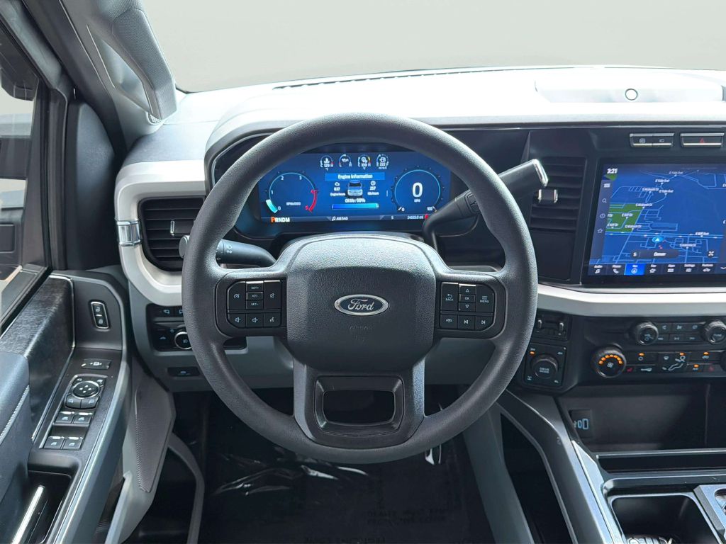 Photo 20 of this FORD F-250 SUPER DUT