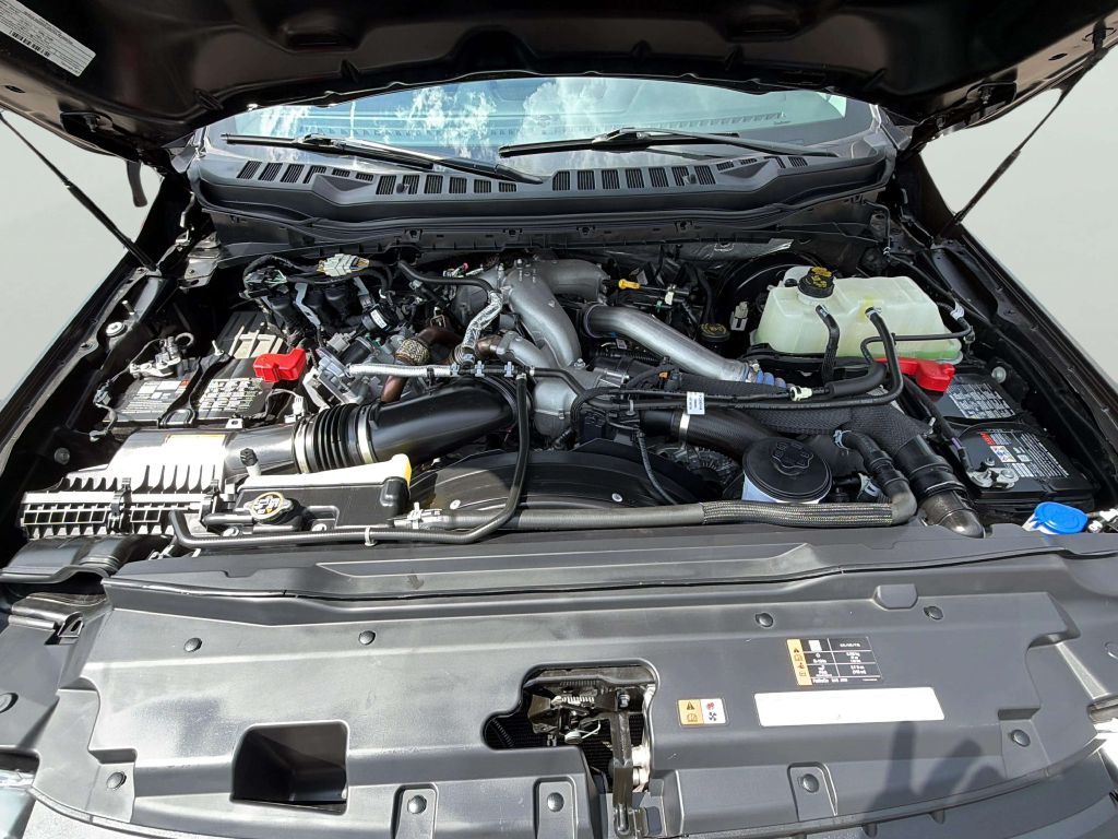 Photo 30 of this FORD F-250 SUPER DUT