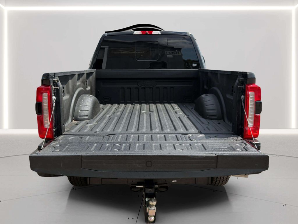 Photo 31 of this FORD F-250 SUPER DUT