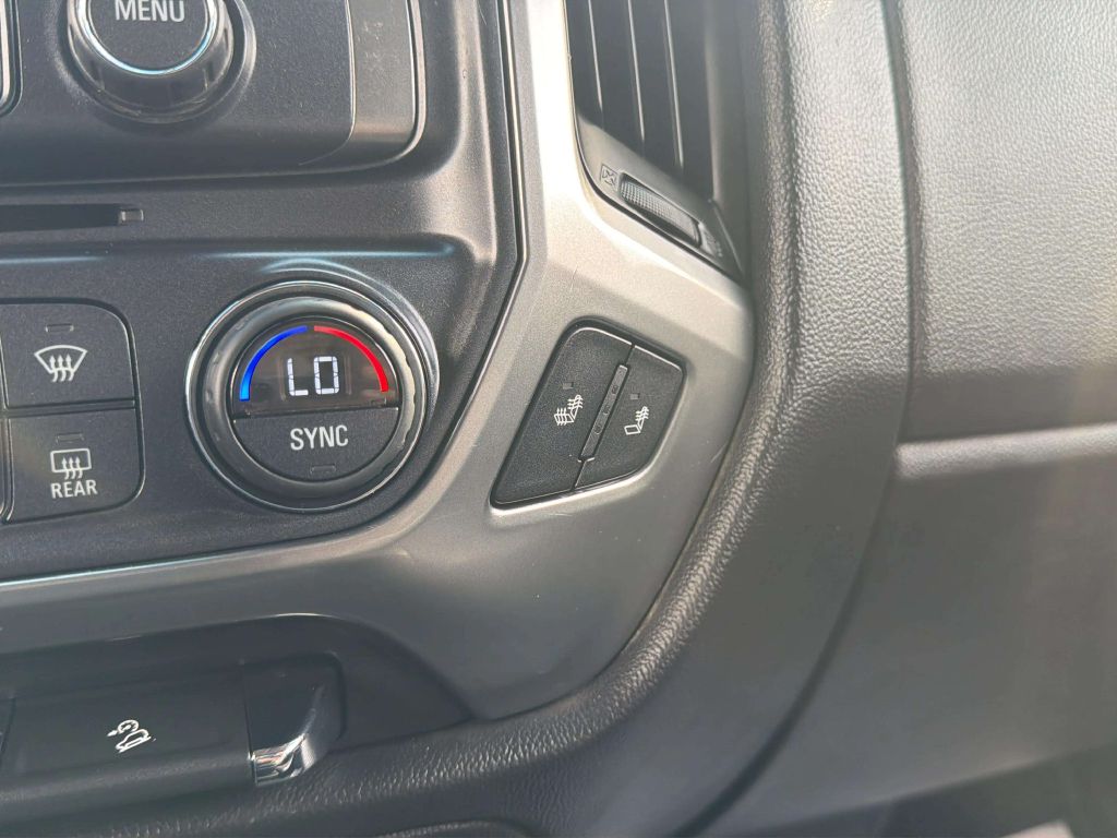Photo 19 of this CHEVROLET SILVERADO 1500