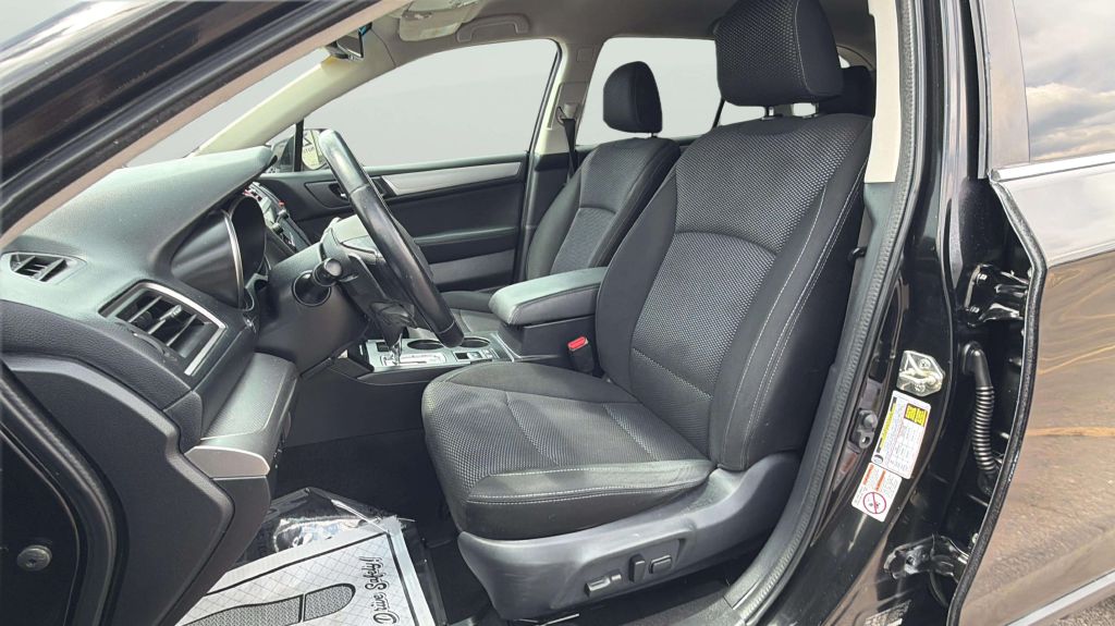 Photo 28 of this SUBARU OUTBACK