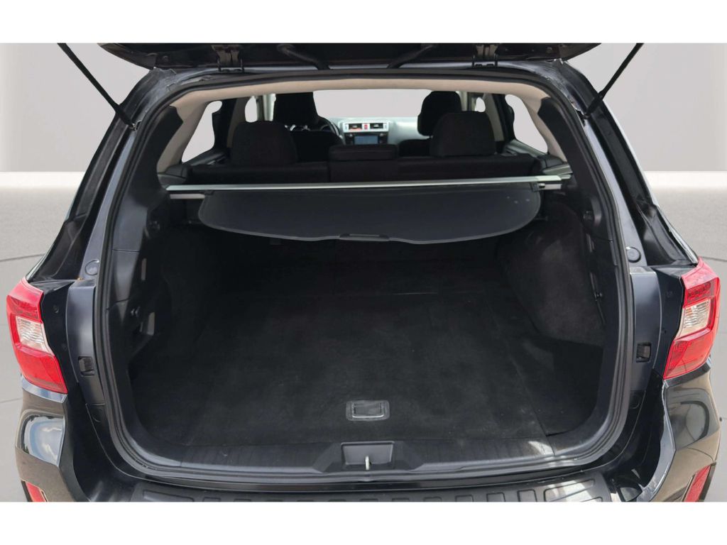 Photo 30 of this SUBARU OUTBACK