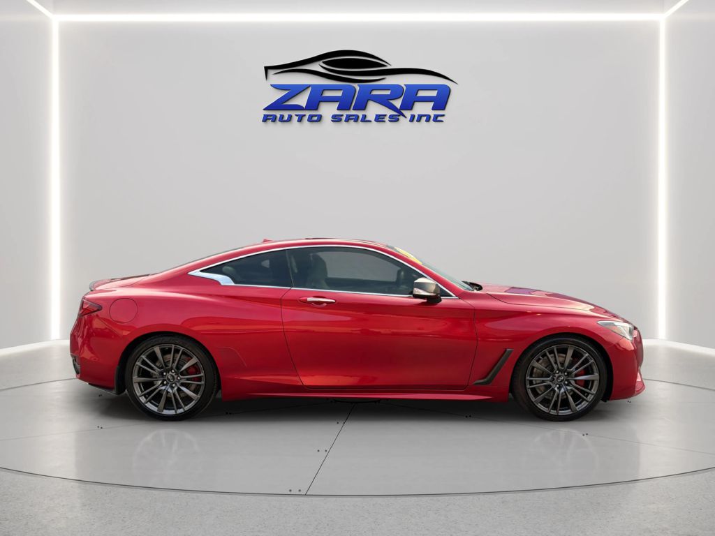 Photo 8 of this INFINITI Q60