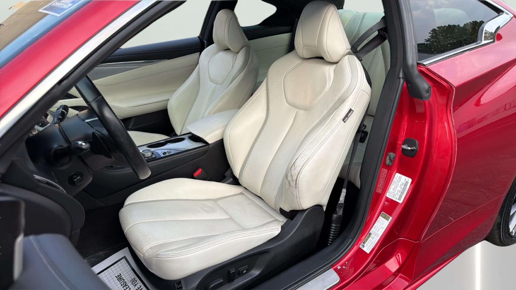 Photo 12 of this INFINITI Q60
